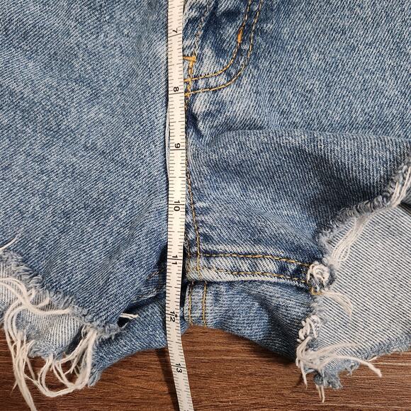 LEVI"S Jean Cut Off Shorts‎ 25 Blue Mid Wash Denim Minimalist Retro Casual - Picture 8 of 8